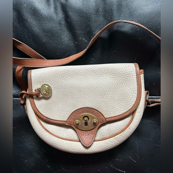 Dooney & Bourke vintage Cream and Tan Leather Crossbody Bag - Picture 1 of 10
